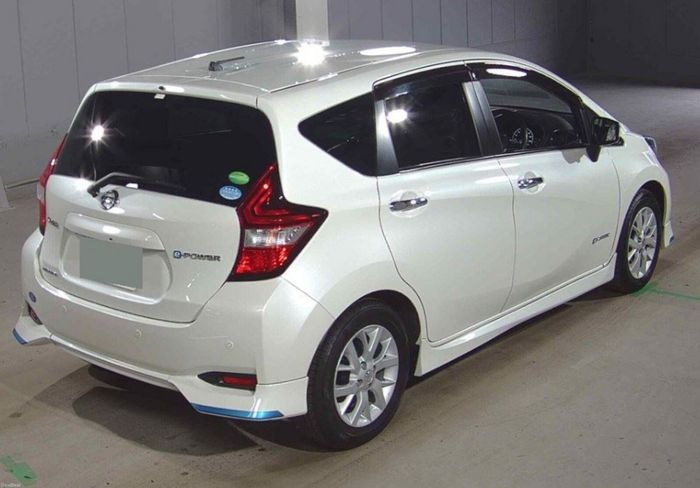 Nissan NOTE 2018