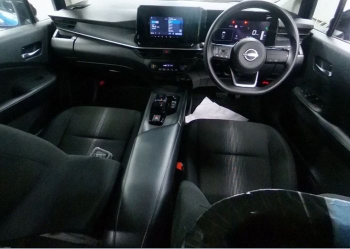 Nissan NOTE 2023
