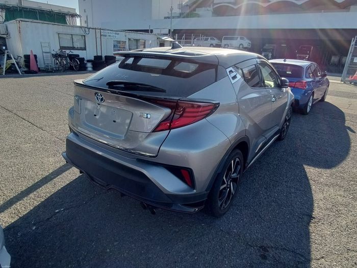 Toyota C-HR 2021