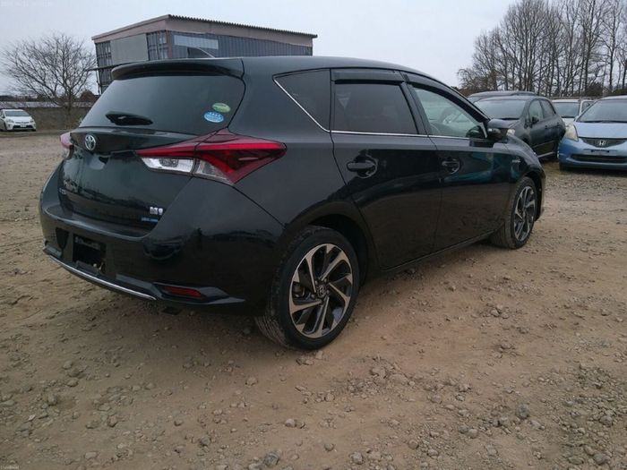 Toyota Auris 2016