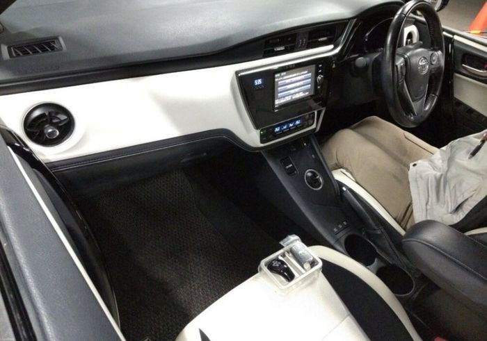 Toyota Auris 2016