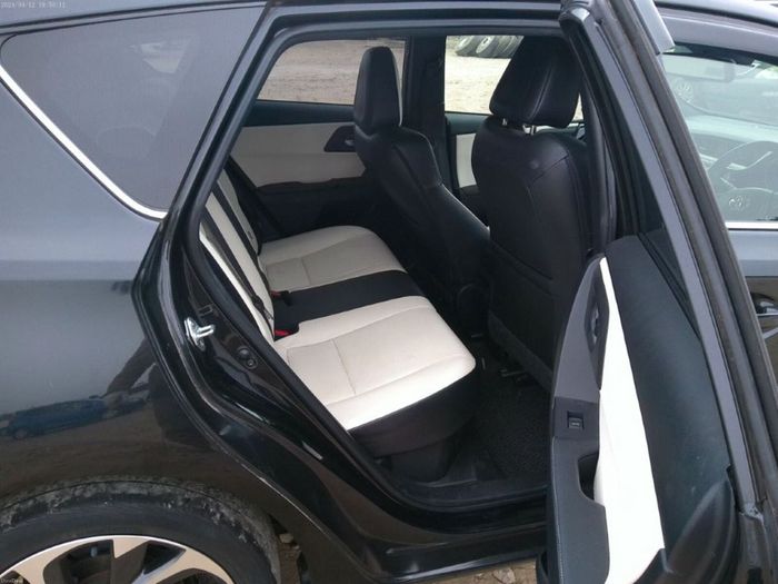 Toyota Auris 2016