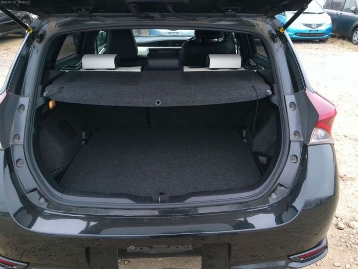 Toyota Auris 2016