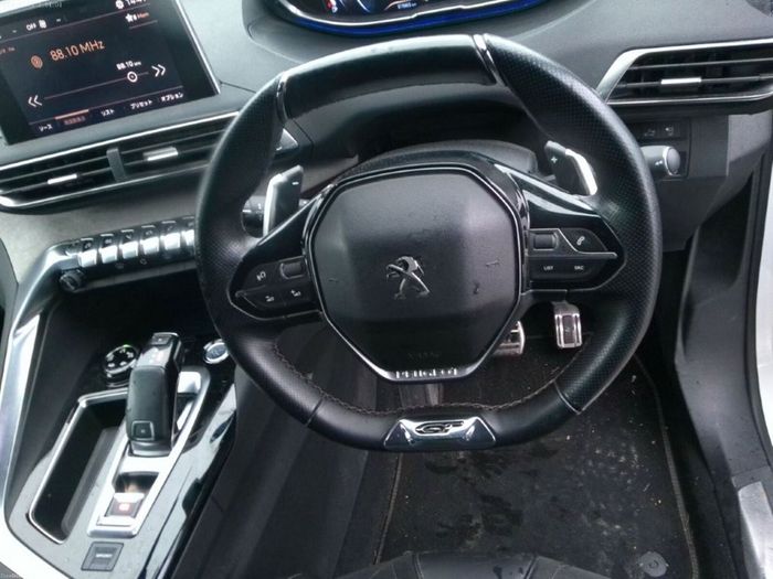 Peugeot 5008 2018