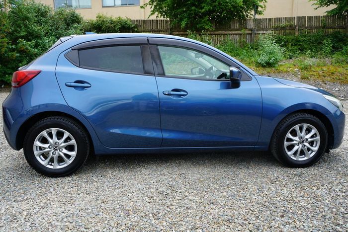 Mazda Demio 2017