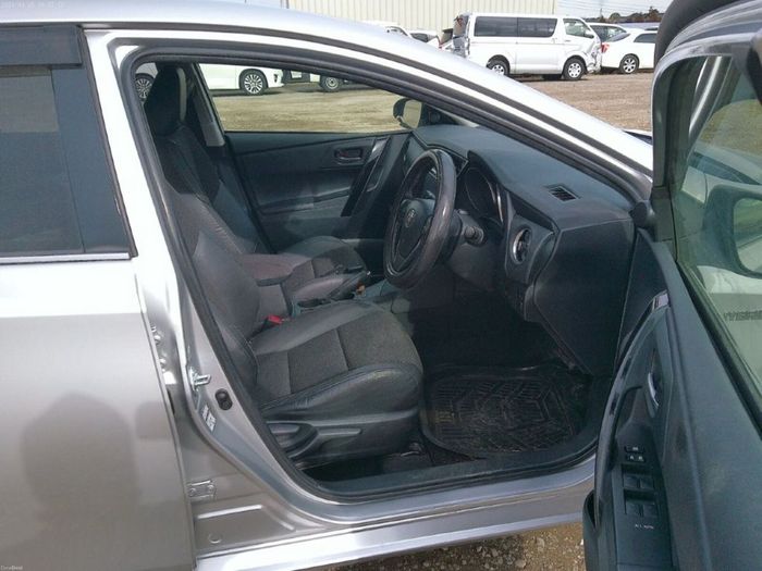 Toyota Auris 2016