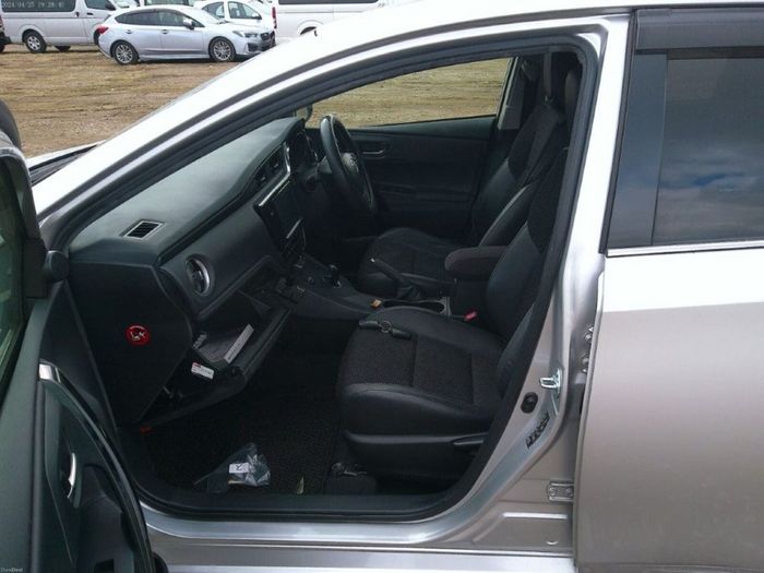 Toyota Auris 2016