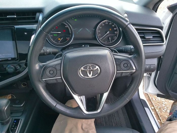 Toyota Camry 2019