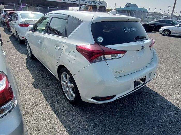 Toyota Auris 2016