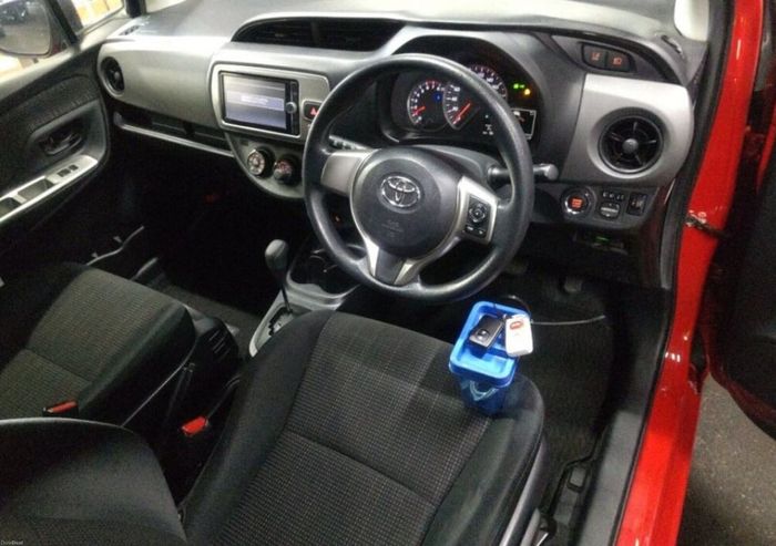 Toyota Yaris 2016