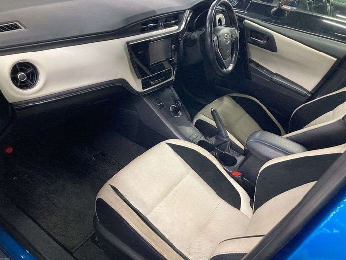 Toyota Auris 2017