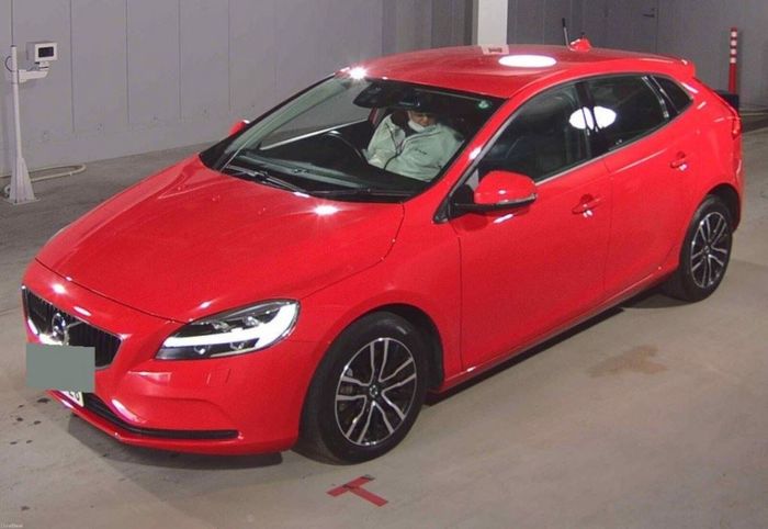 Volvo V40 2019