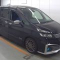 Nissan Serena 2017