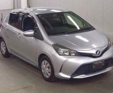 Toyota Vitz 2015