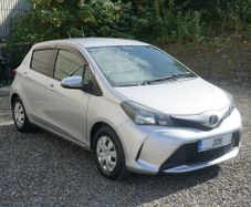 Toyota Vitz 2015