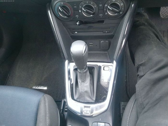 Mazda Demio 2015