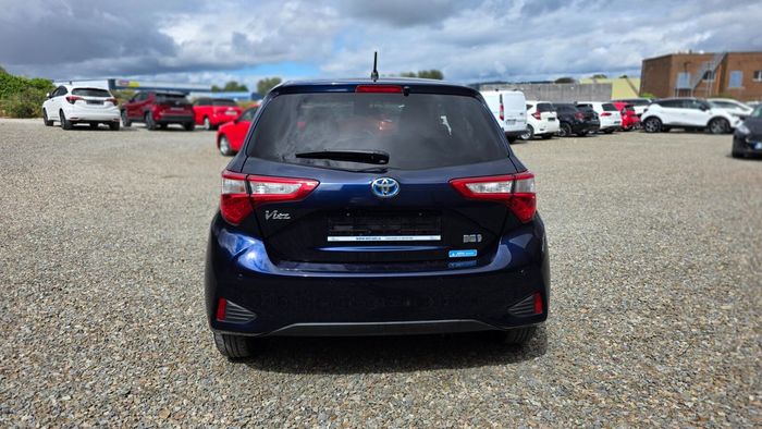 Toyota Vitz 2018