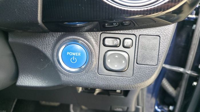 Toyota Vitz 2018