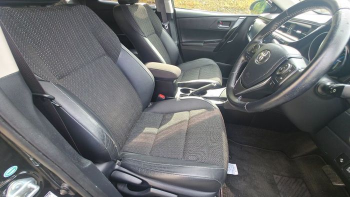 Toyota Auris 2017