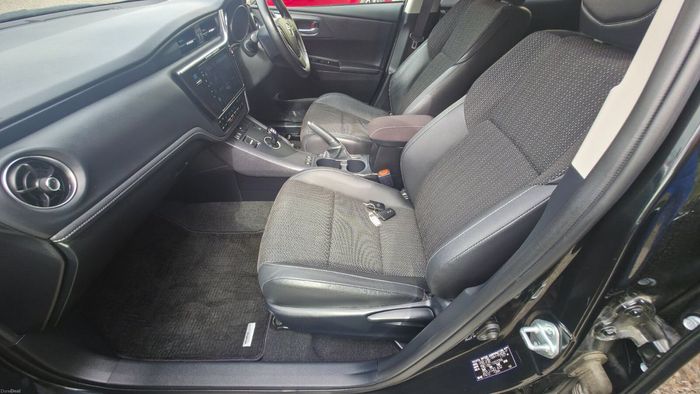 Toyota Auris 2017