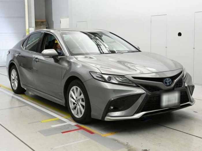 Toyota Camry 2021