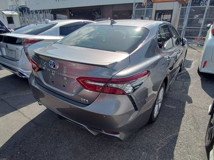 Toyota Camry 2021