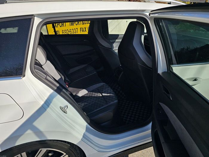 Volkswagen Golf 2023
