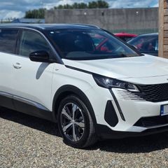 Peugeot 5008 2021
