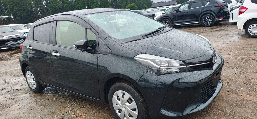 Toyota Vitz 2016