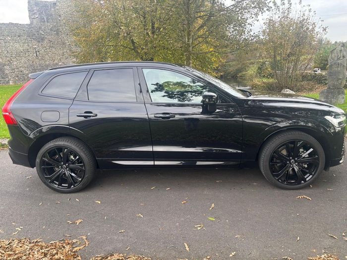 Volvo XC60 2025