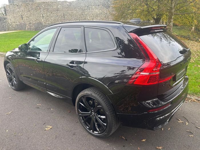 Volvo XC60 2025
