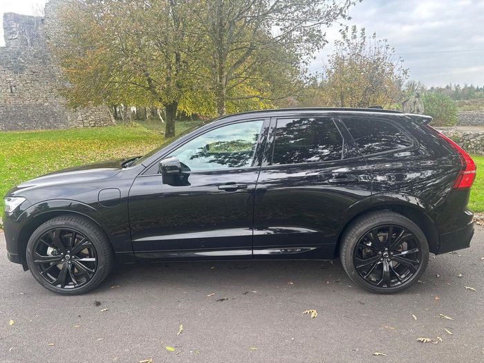 Volvo XC60 2025