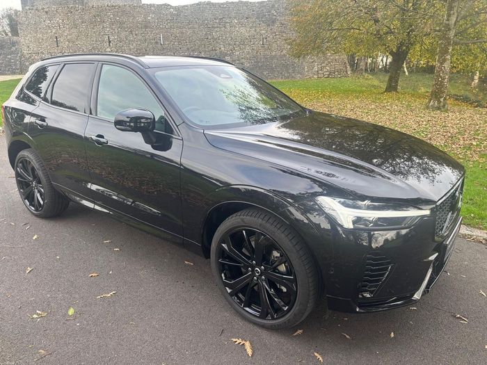 Volvo XC60 2025