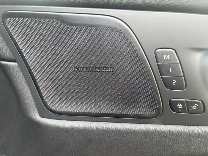 Volvo XC60 2025