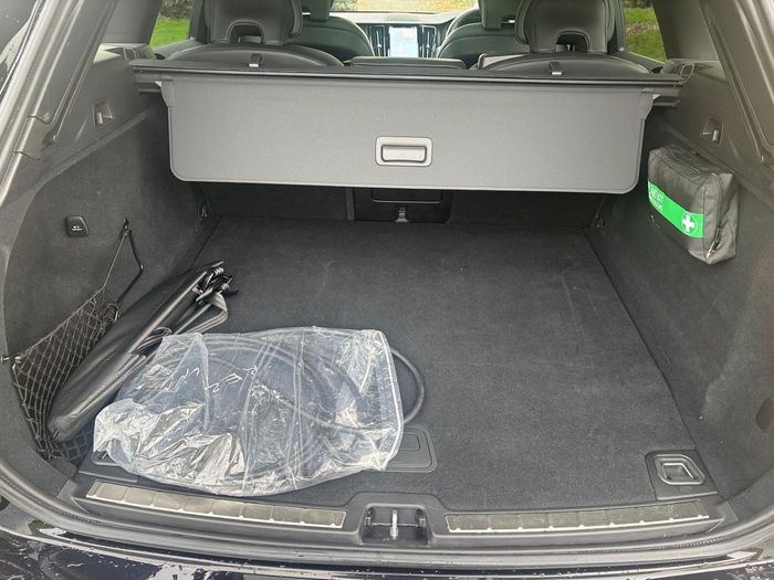 Volvo XC60 2025