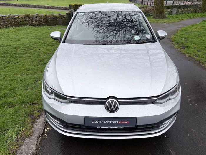 Volkswagen Golf 2021