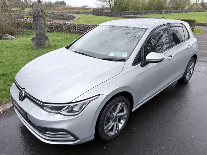 Volkswagen Golf 2021