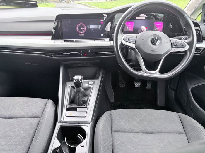 Volkswagen Golf 2021