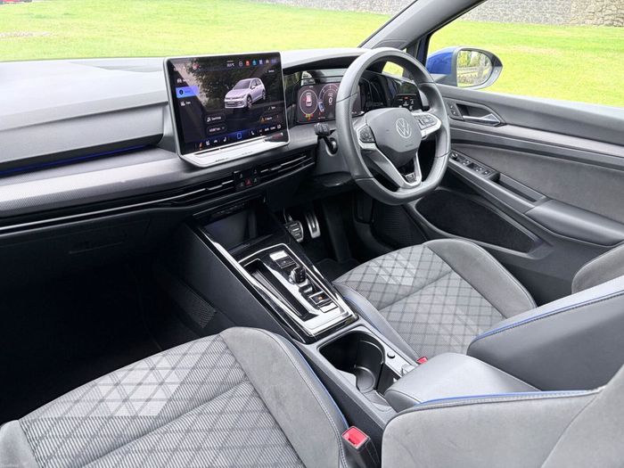 Volkswagen Golf 2025