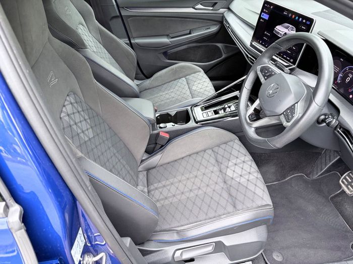Volkswagen Golf 2025