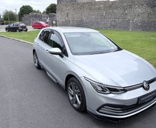 Volkswagen Golf 2021