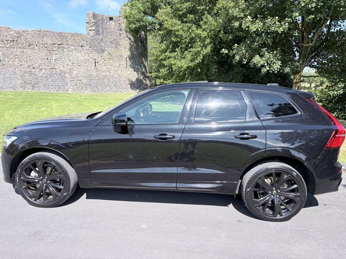 Volvo XC60 2025