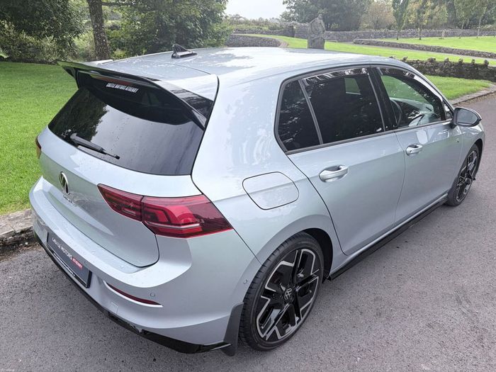 Volkswagen Golf 2025