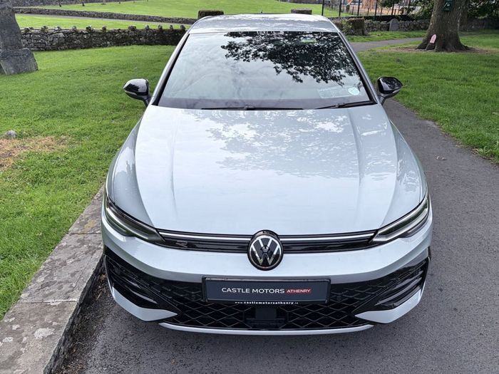 Volkswagen Golf 2025