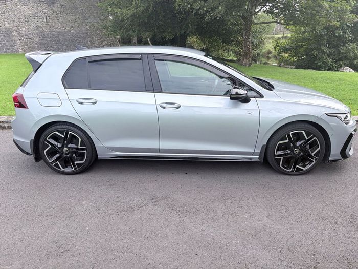 Volkswagen Golf 2025