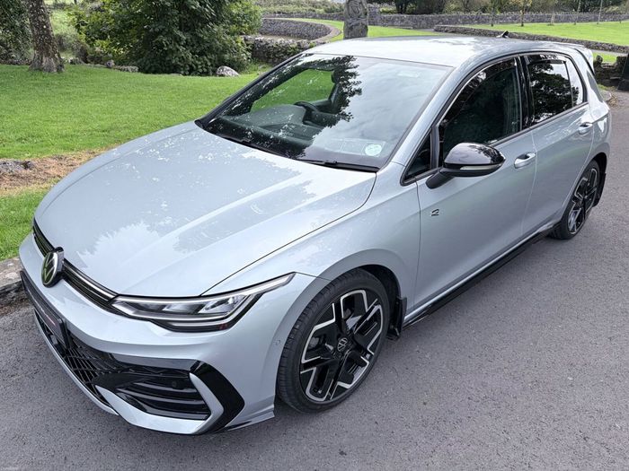 Volkswagen Golf 2025