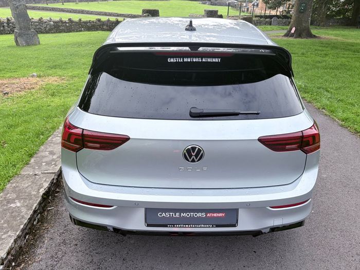 Volkswagen Golf 2025