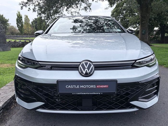 Volkswagen Golf 2025