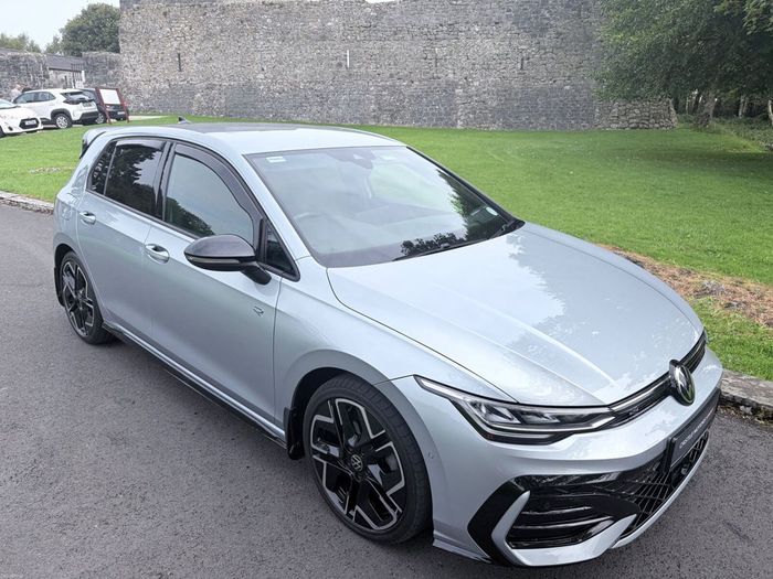 Volkswagen Golf 2025