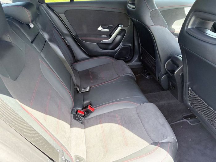 Mercedes-Benz CLA 2025